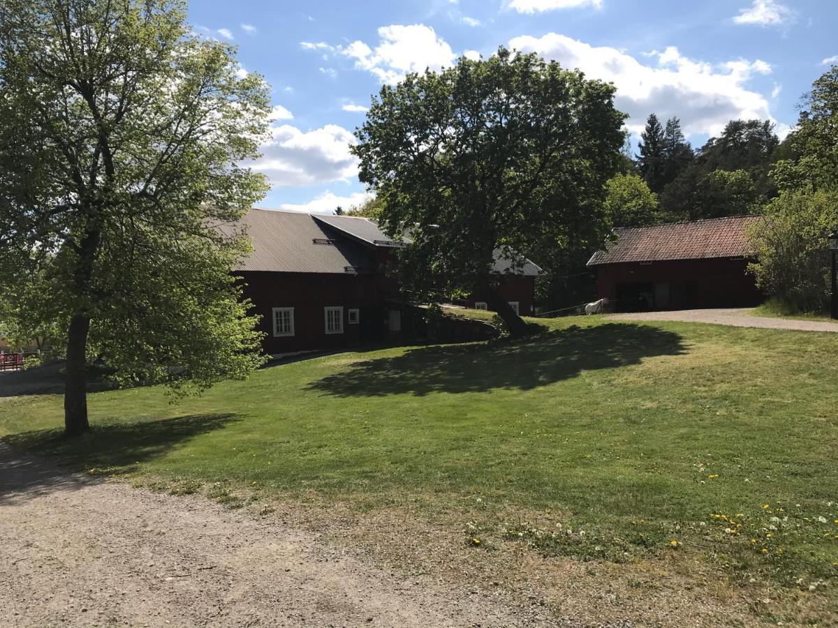 Nice Holiday House At Horse Farm With Lake And Sauna Holo  Buitenkant foto