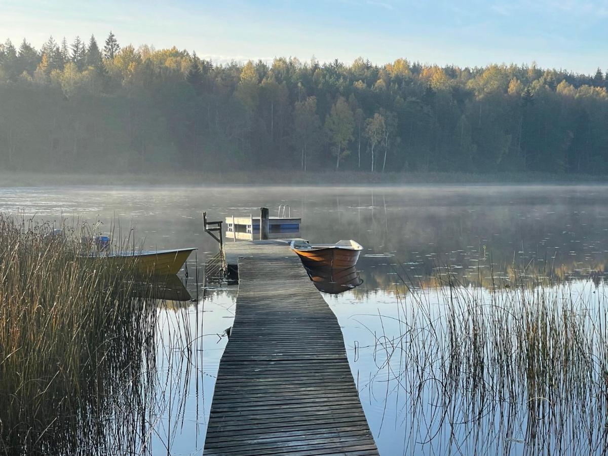 Nice Holiday House At Horse Farm With Lake And Sauna Holo  Buitenkant foto